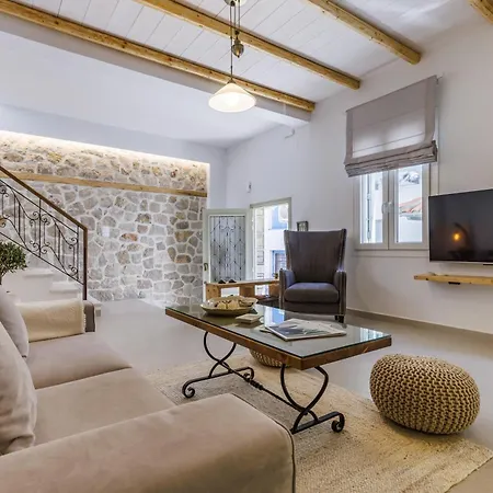 Manu's House - Refined Design, Effortless Space * Skopelos stad