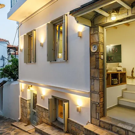Manu's House - Refined Design, Effortless Space * Skopelos stad